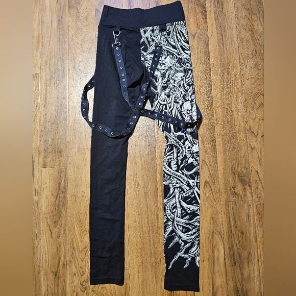 Killstar Amnesia Leggings - Picture 2 of 8